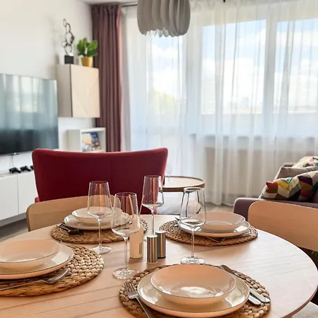 Restful Moments With 2x Bathroom And 2x Bedroom With King Beds, Parking And Workspace *